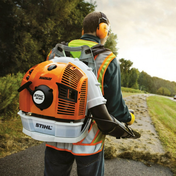 Воздуходувка бензиновая STIHL BR 600  в Чите
