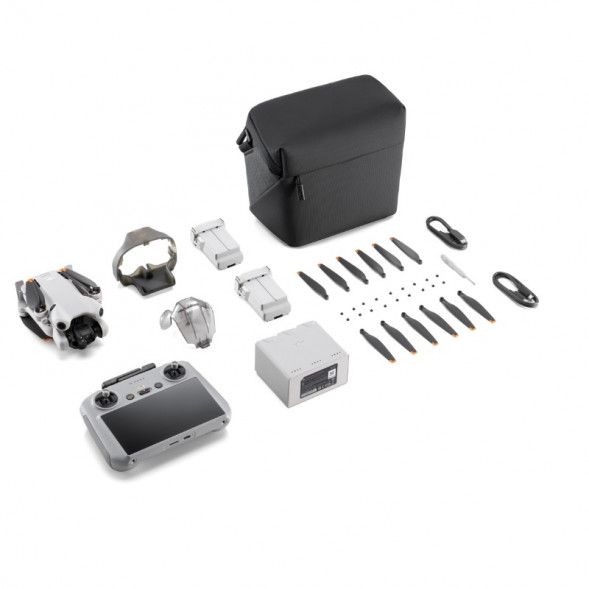 Квадрокоптер DJI Mini 4 Pro Fly More Combo Plus с пультом DJI RC2 в Чите