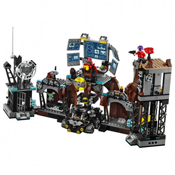 Конструктор LEGO Super Heroes 76122 Вторжение Глиноликого в бэт-пещеру в Чите
