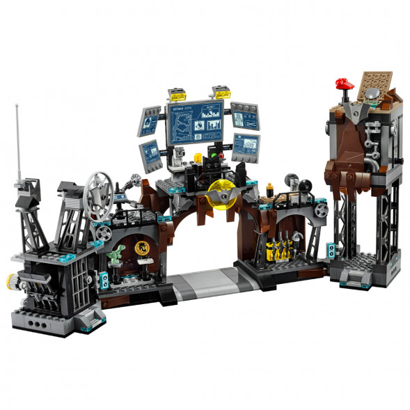 Конструктор LEGO Super Heroes 76122 Вторжение Глиноликого в бэт-пещеру в Чите