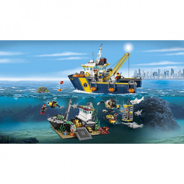 Конструктор LEGO City 60095 Корабль исследователей морских глубин в Чите
