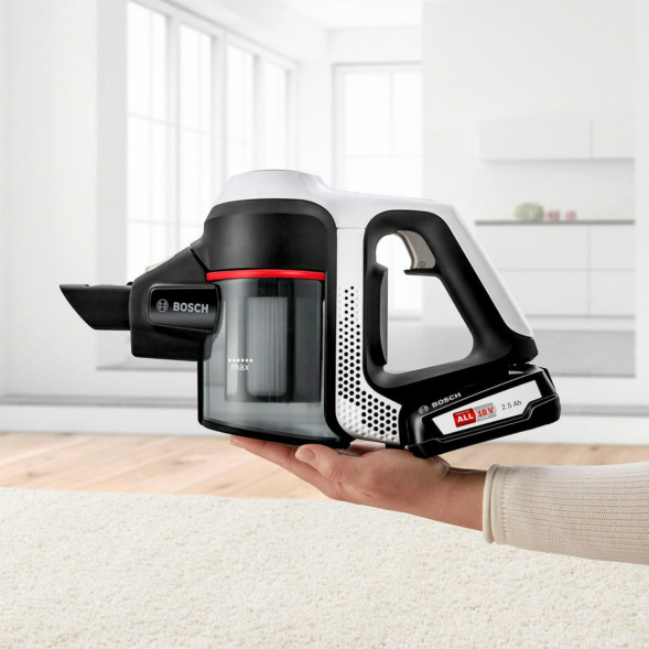 Вертикальный пылесос Bosch Unlimited Series 6 (BCS61113) в Чите