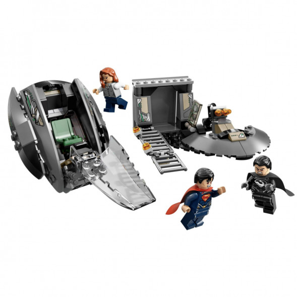 Конструктор LEGO Super Heroes 76009 Супермен: Побег черного Зеро в Чите