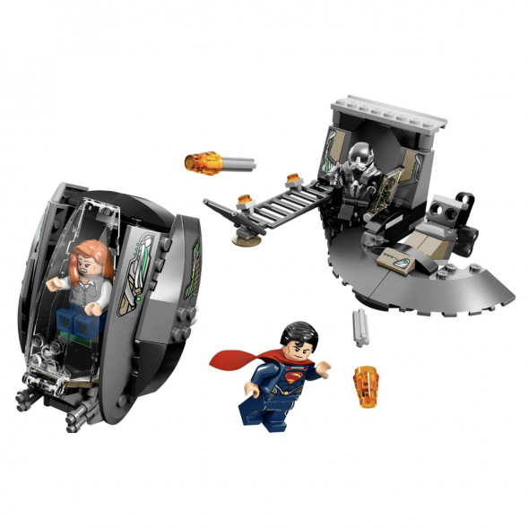 Конструктор LEGO Super Heroes 76009 Супермен: Побег черного Зеро в Чите