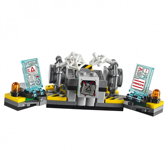 Конструктор LEGO Super Heroes 76113 Спасательная операция на мотоциклах в Чите