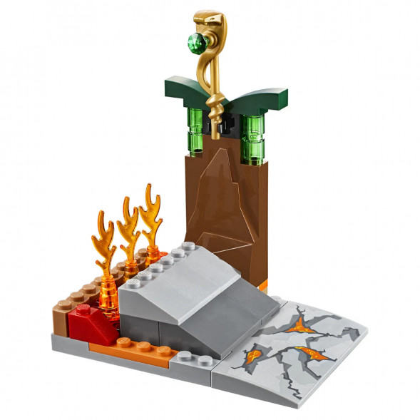 Конструктор LEGO Juniors 10722 Схватка со змеями в Чите