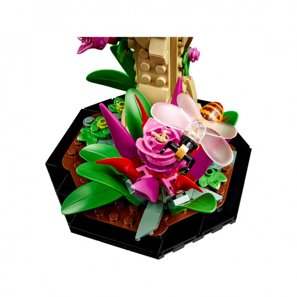 Конструктор LEGO Ideas 21342 Коллекция насекомых в Чите