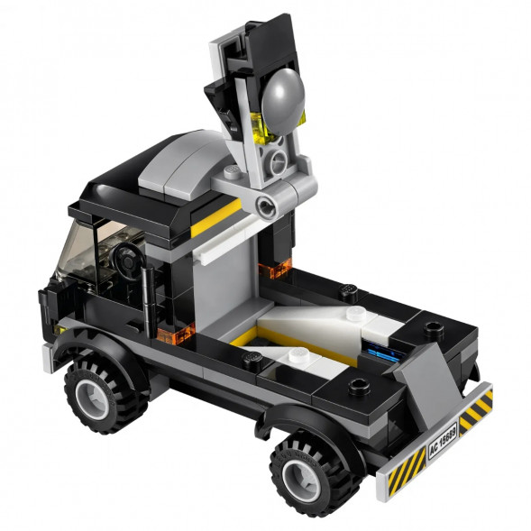 Конструктор LEGO Super Heroes 76032 Погоня на Квинджете Мстителей в Чите