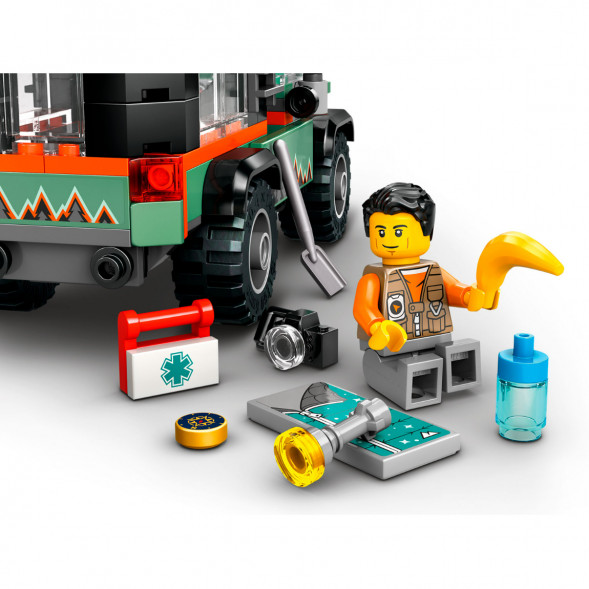 Конструктор LEGO City 60447 Внедорожный горный грузовик в Чите