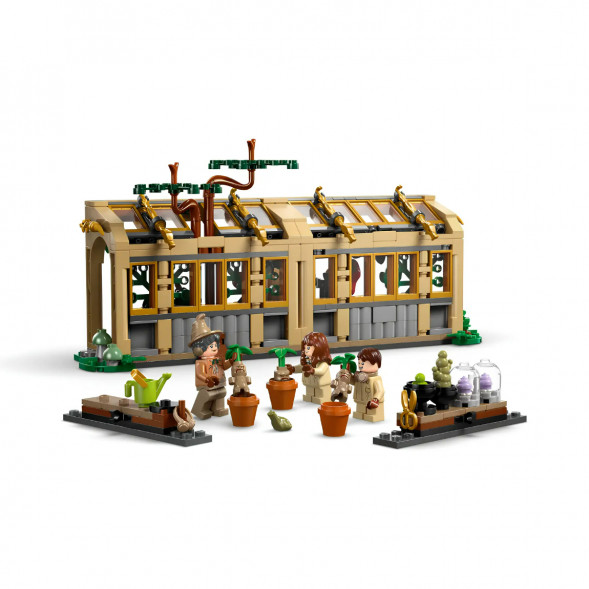 Конструктор LEGO Harry Potter 76445 Замок Хогвартс: Урок травологии в Чите
