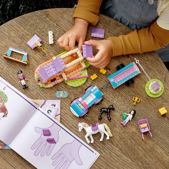 Конструктор LEGO Friends 41441 Тренировка лошади и прицеп для перевозки в Чите