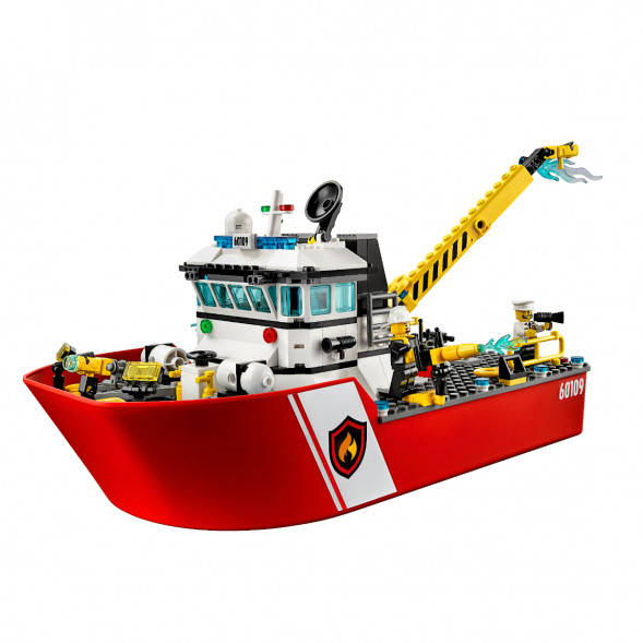 Конструктор LEGO City 60109 Пожарный катер в Чите