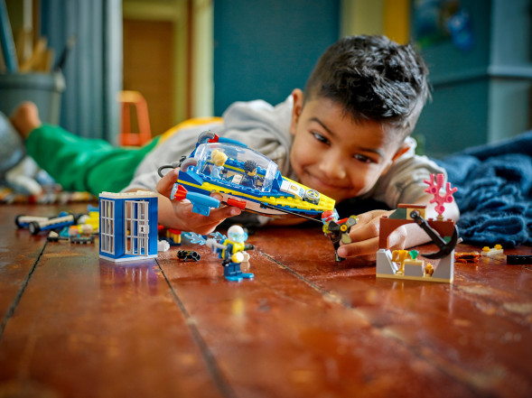 Конструктор LEGO City 60355 Детективные миссии водной полиции в Чите