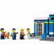 Конструктор LEGO City 60370 Побег из полицейского участка в Чите