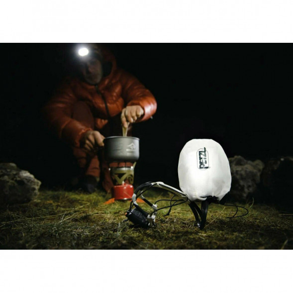 Налобный фонарь Petzl Actik Core E065AA00, 600 лм, серый в Чите